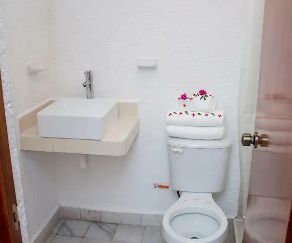Lupita Zihuatanejo